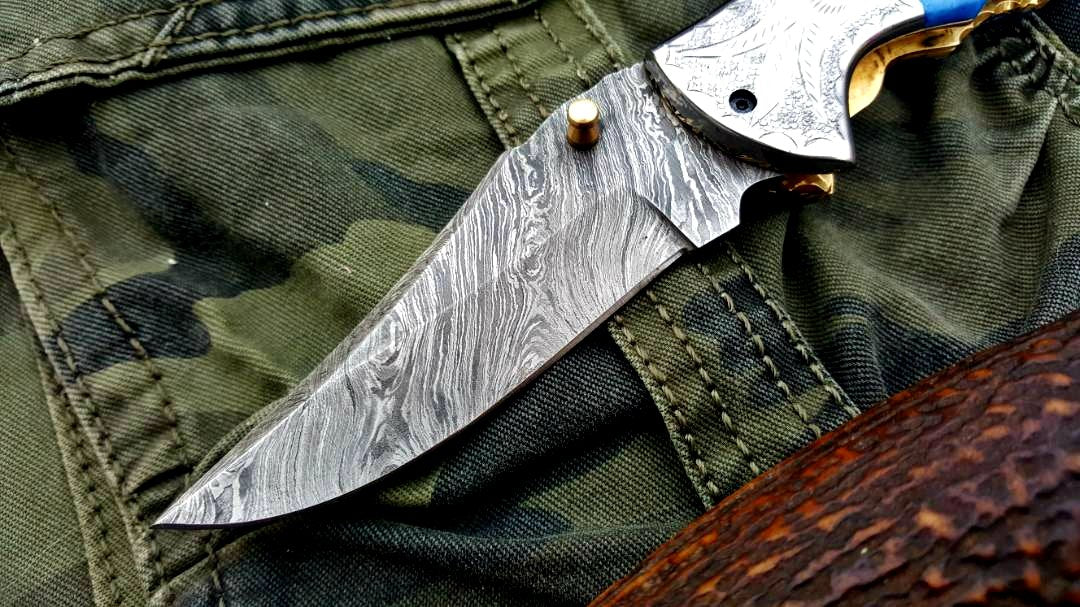 Exquisite Custom Damascus Steel Folding Pocket Knife - Korvel