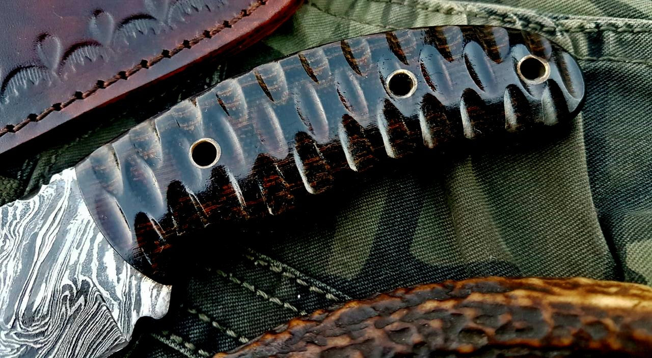 Premium Custom Firestorm Damascus Steel Hunting Knife - Korvel