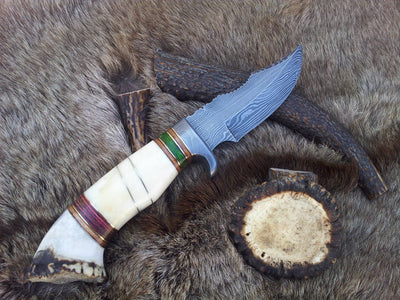 Exquisite Handmade Damascus Steel Knife - Korvel