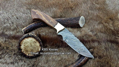 Premium Damascus Steel Hunting Knife - 9-Inch Custom Craftsmanship with Rosewood Handle - Korvel