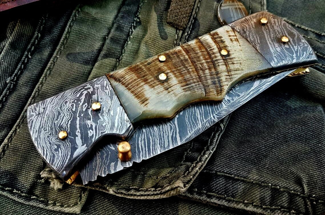 Exquisite Handmade Damascus Steel Folding Knife - Korvel