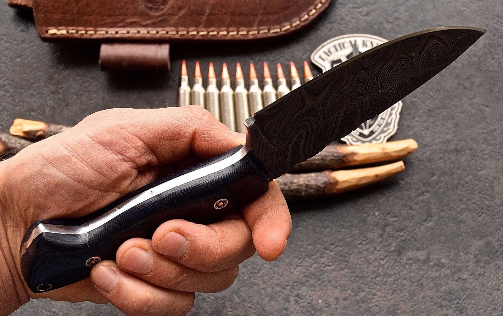 Premium Custom Handmade Wide Damascus Skinner Knife for Hunting - Korvel