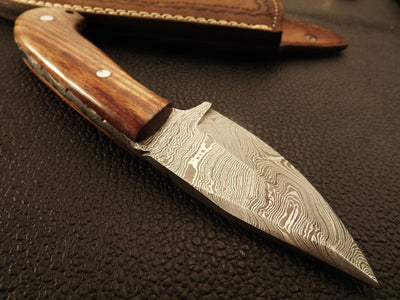 Artisan Damascus Skinning Knife with Olive Wood Grip - Korvel
