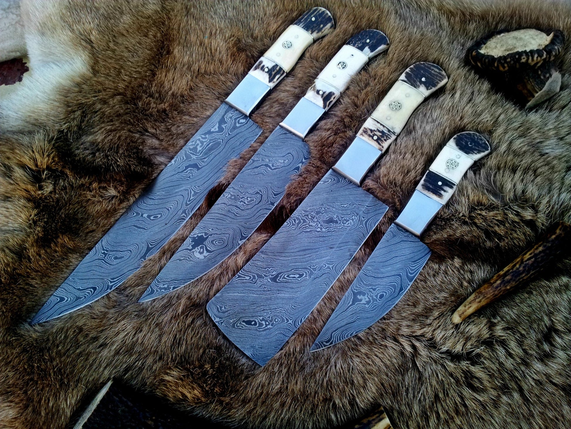 Premium Handmade Damascus Steel Kitchen Knife Set - Korvel