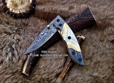 Artisan Crafted Damascus Steel Folding Knife - Korvel
