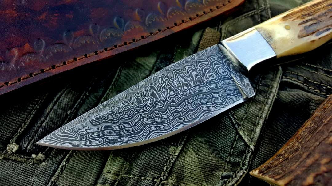 Artisan Crafted Damascus Steel EDC Skinning Knife - Korvel