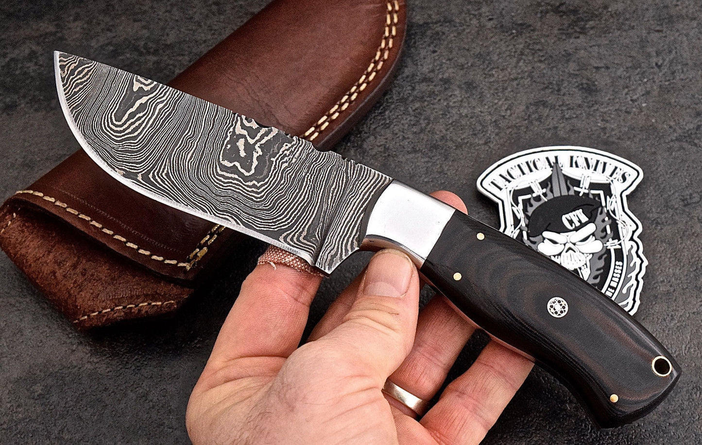 Premium Custom Damascus Steel Hunting and Camping Knife - Korvel