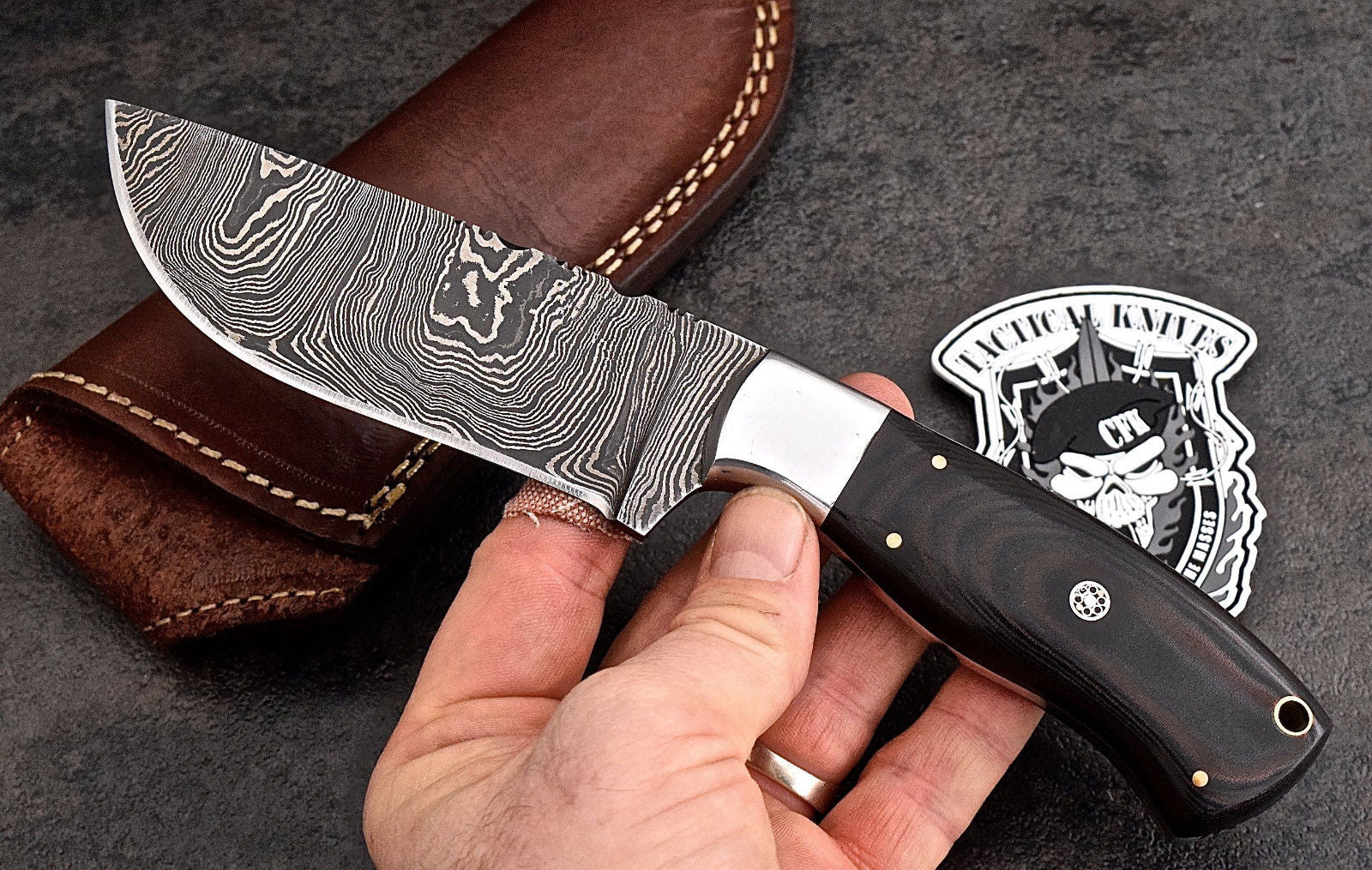 Premium Custom Damascus Steel Hunting and Camping Knife - Korvel