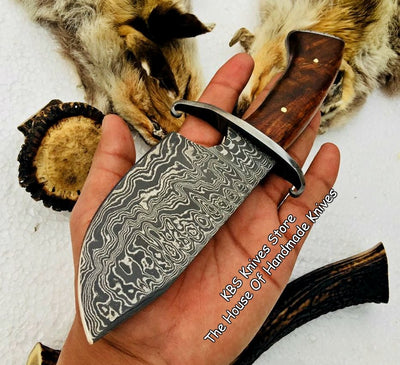 Premium Handmade Damascus Steel Hunting and Skinning Knife - Korvel