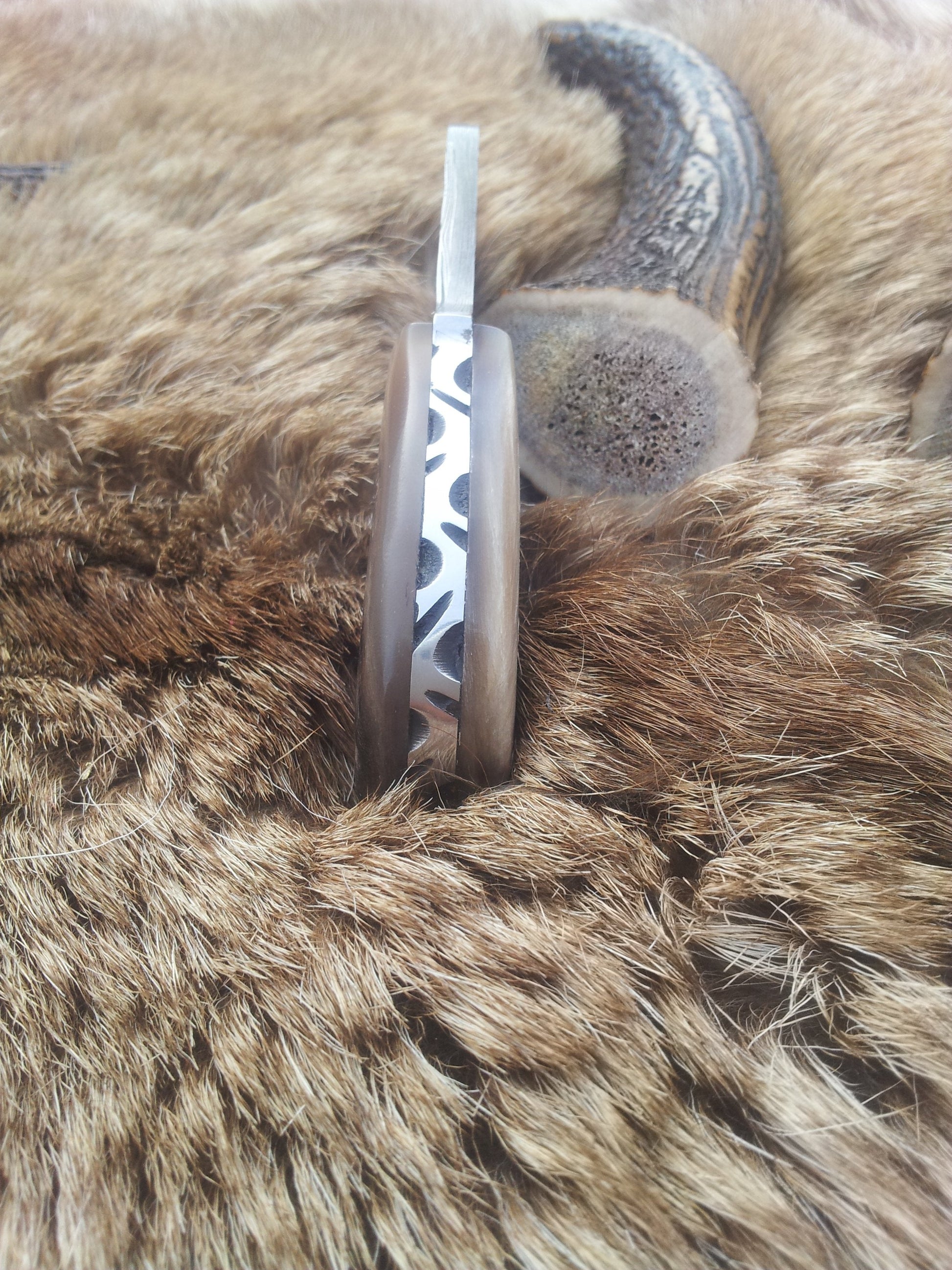 Premium Damascus Mini Skinning Axe - Handcrafted Precision - Korvel