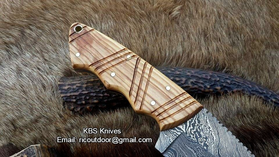 Artisan Crafted Fixed-Blade Skinning Knife with Olivewood Grip - Korvel