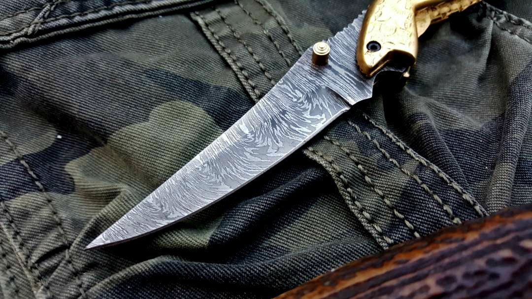 Exquisite Custom Damascus Steel Folding Knife with Bone Handle - Korvel