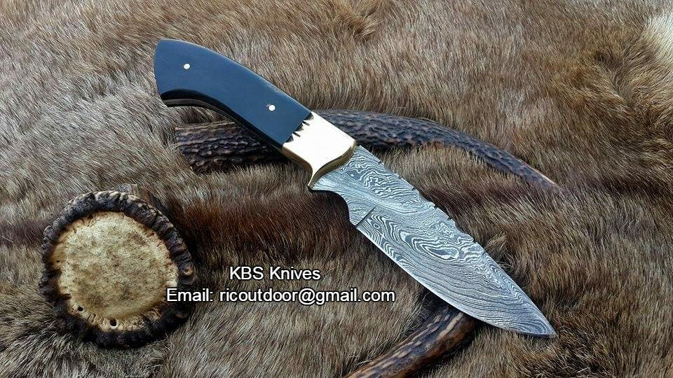 Premium 9-Inch Damascus Steel Hunting Knife with Buffalo Horn Grip | KBS Knives Store - Korvel