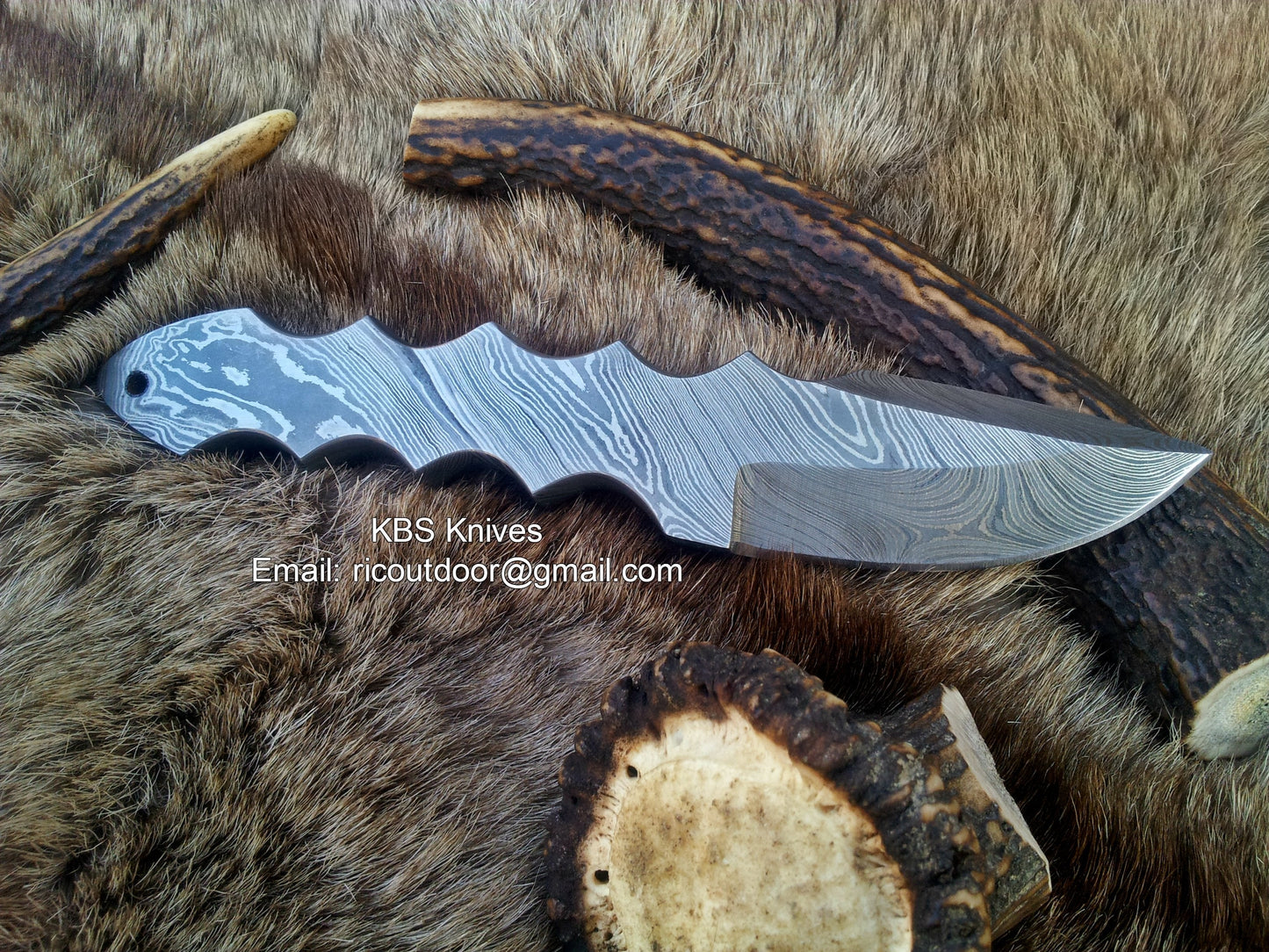 Artisan Crafted Damascus Steel Skinning Knife - Korvel