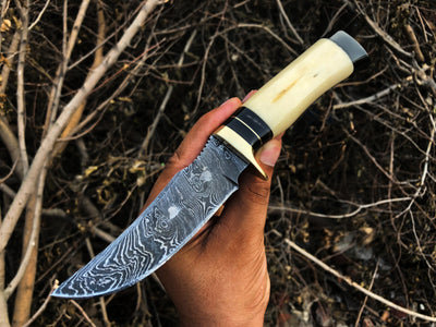 Premium Custom Handmade Damascus Steel Hunting Knife - Korvel