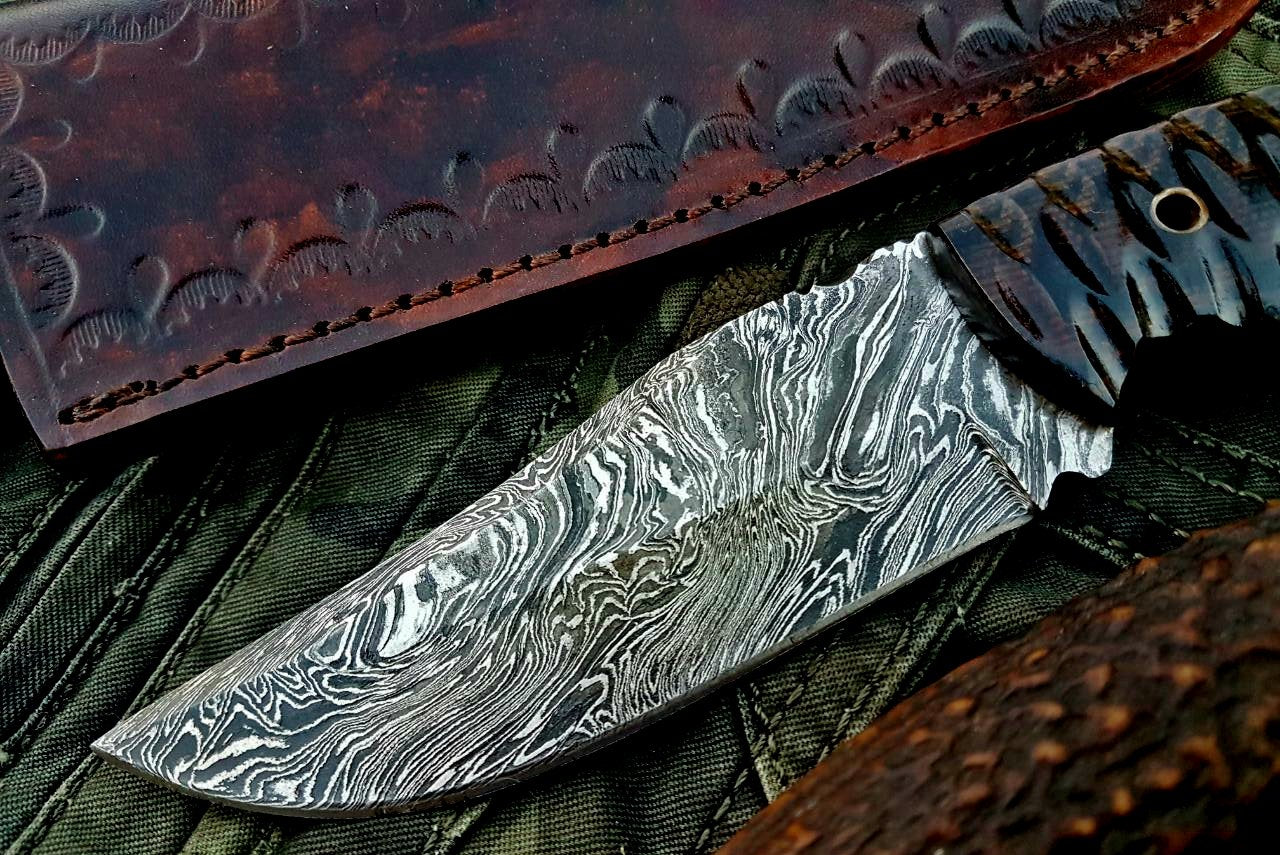 Premium Custom Firestorm Damascus Steel Hunting Knife - Korvel