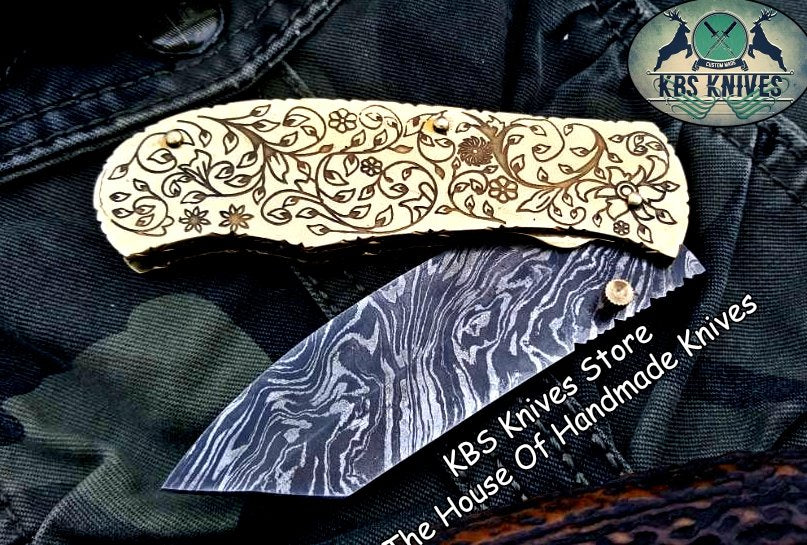 Artisan Crafted Damascus Steel Folding Pocket Knife - Korvel