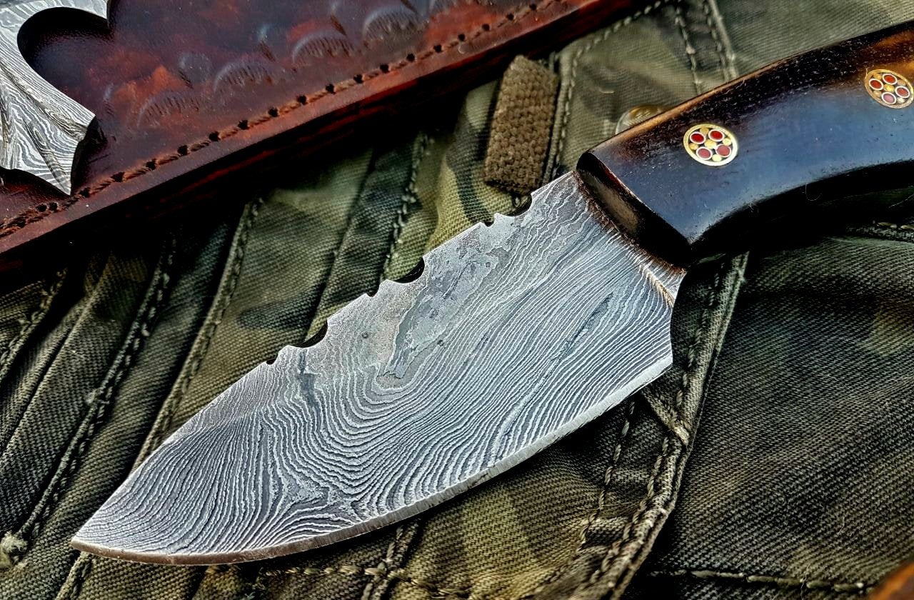 Premium Custom Damascus Steel Skinning Knife for Outdoor Adventures - Korvel