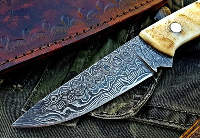 Artisan Crafted Damascus Steel Hunting and Skinning Knife - Korvel