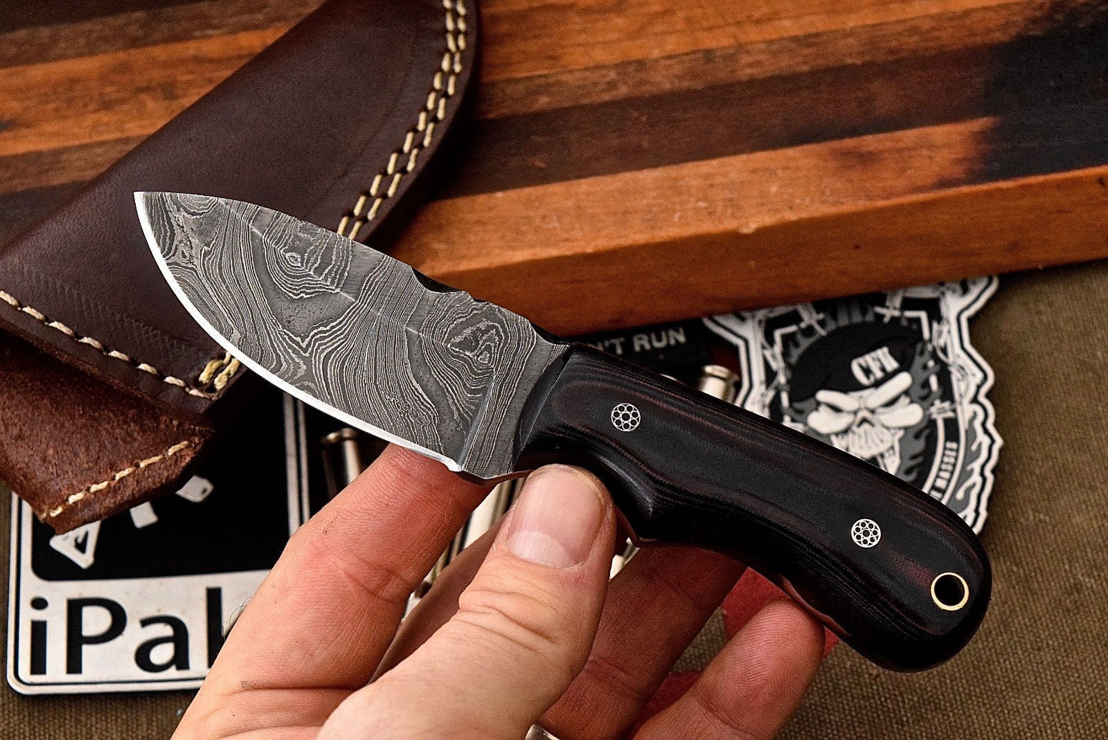 Premium Custom Damascus Steel Hunting and Camping Knife - Korvel