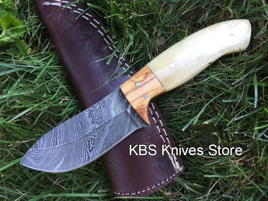 Artisan Crafted Damascus Steel Hunting & Skinning Knife - Korvel
