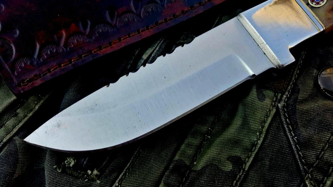 Premium Custom D2 Tool Steel Hunting Knife - Handcrafted Excellence - Korvel