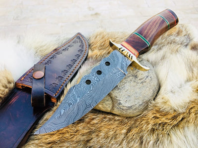 Artisan Crafted Hunting Knife with Elegant Walnut Handle - Korvel