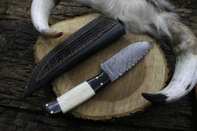 Premium Custom Damascus Steel Hunting and Skinning Knife - Korvel