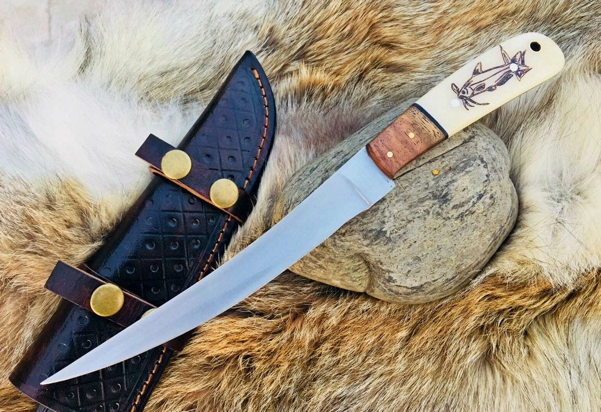 Premium Custom D2 Steel Fishing Knife with Full Tang Design - Korvel