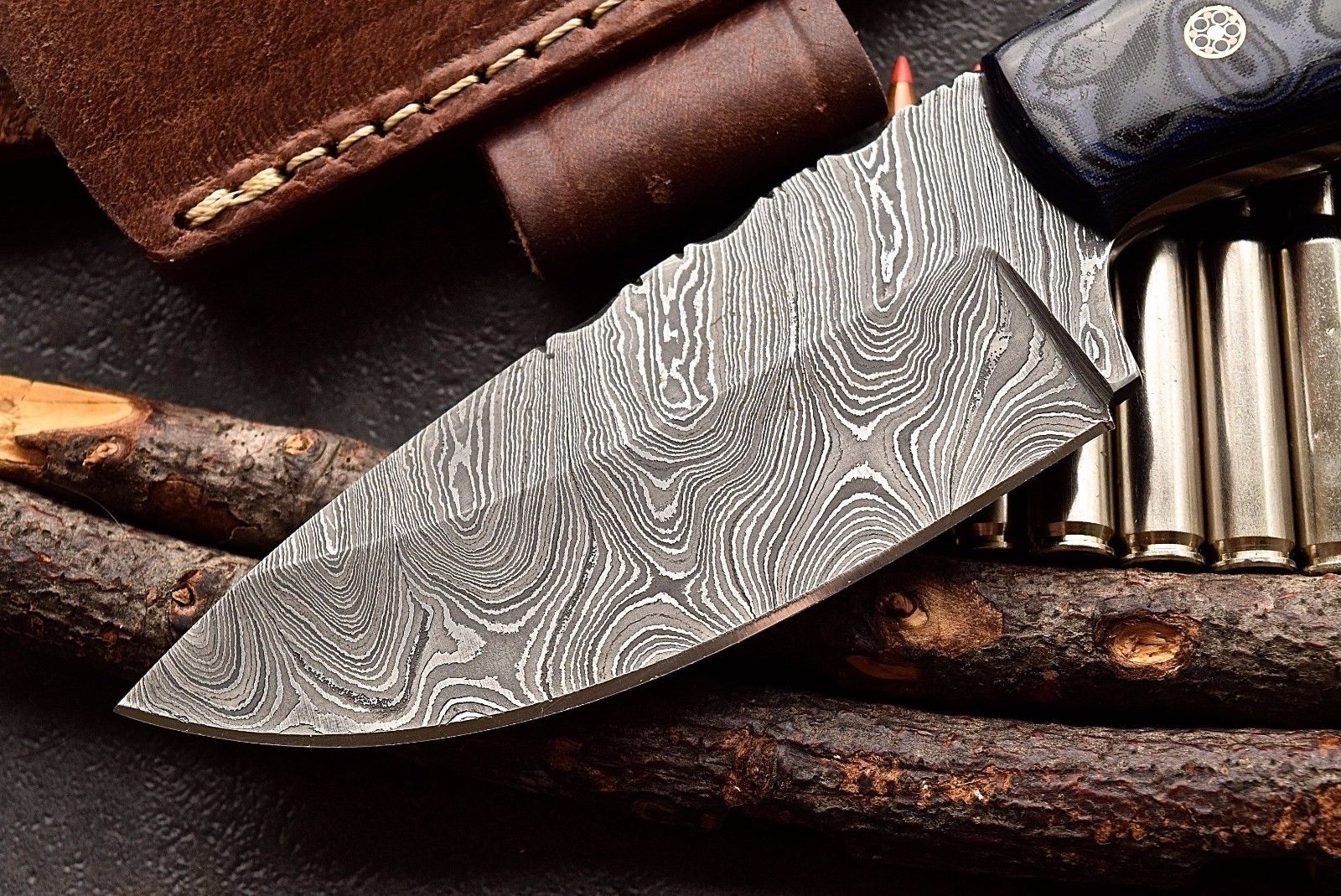 Premium Custom Handmade Wide Damascus Skinner Knife for Hunting - Korvel