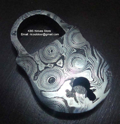 Vintage-Inspired Damascus Lock and Key Pendants - Korvel