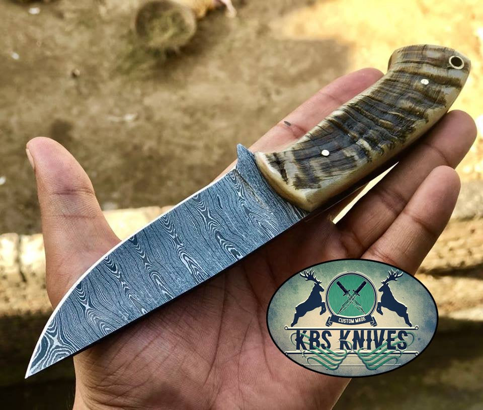 Premium Handmade Damascus Steel Hunting and Skinning Knife - Korvel