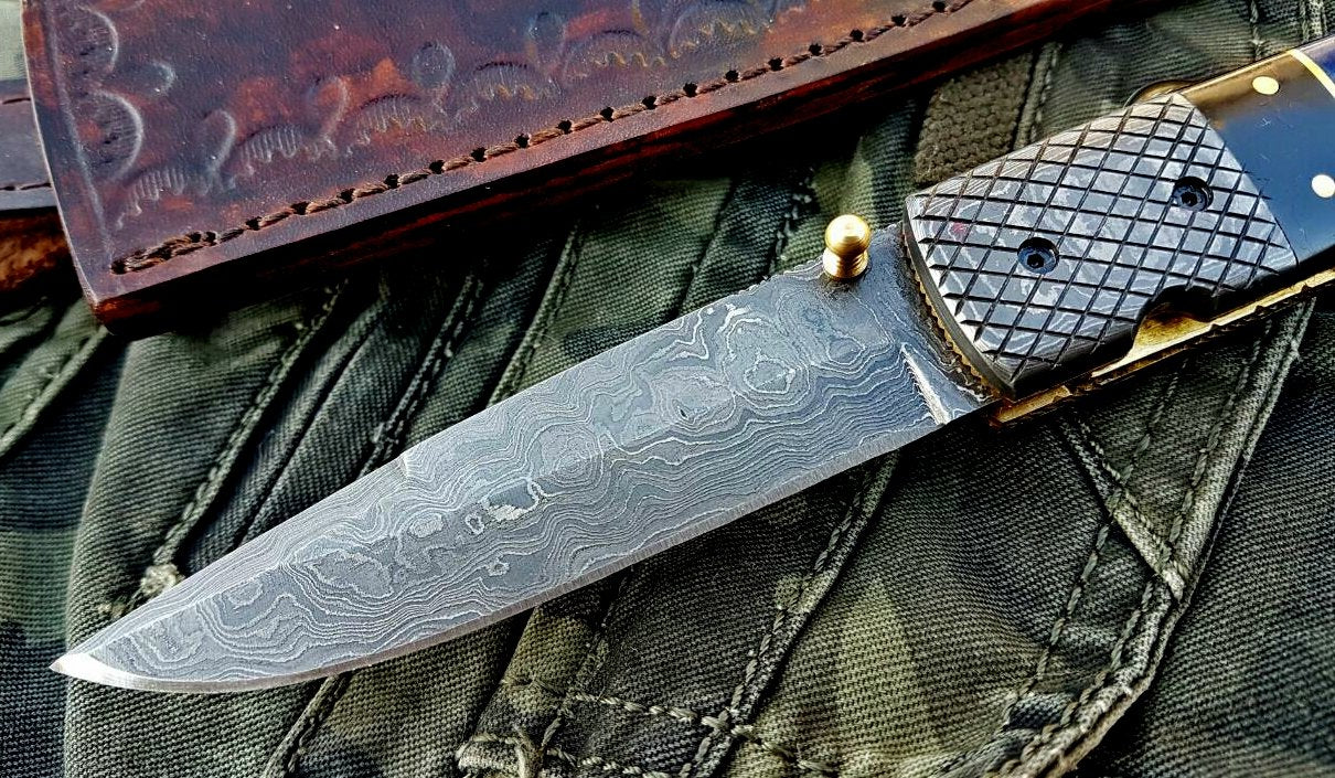 Artisan Crafted Damascus Steel Folding Knife - Korvel
