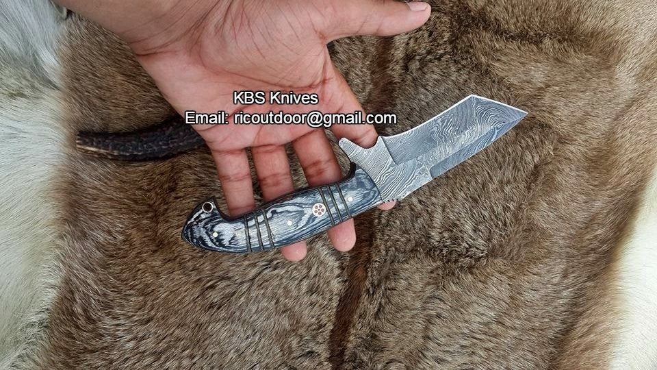 Premium Handcrafted Damascus Tanto Knife with Leather Sheath - Korvel