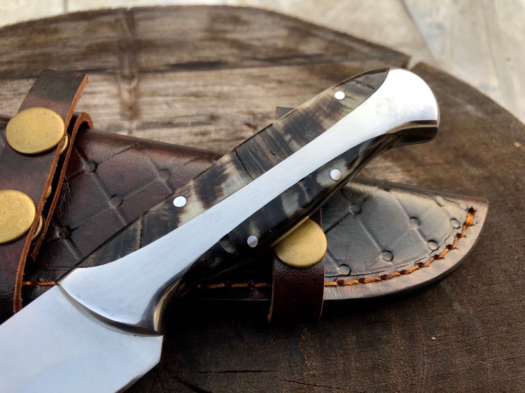 Exquisite Custom Full Tang D2 Steel Hunting Knife - Korvel