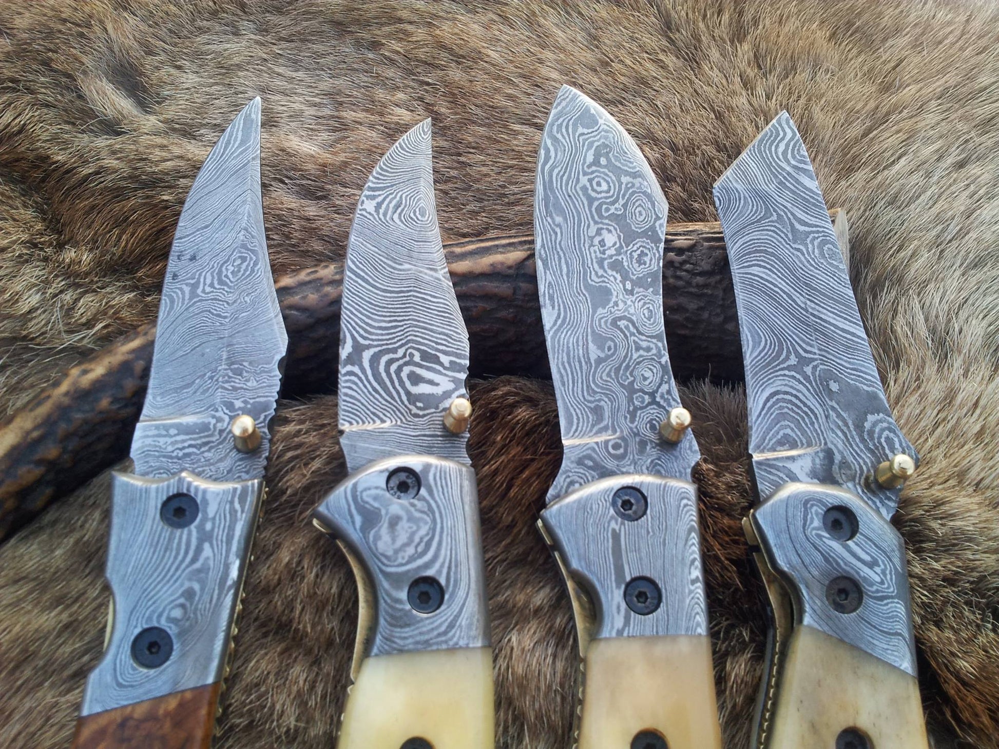Trio Edge Damascus Steel Folding Pocket Knives Set – Elegant Everyday Carry - Korvel