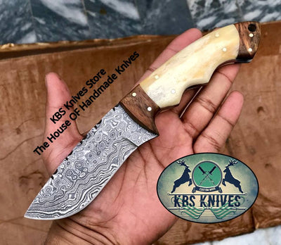 Premium Custom Damascus Steel Hunting and Skinning Knife - Korvel