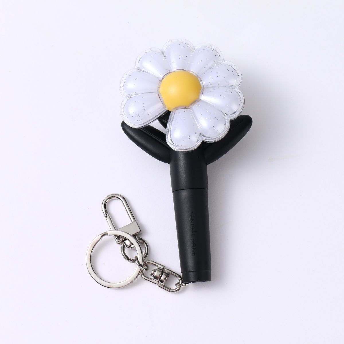 Daisy keychain GD gift pendant bag hanging decoration keychain peripheral gifts - Korvel