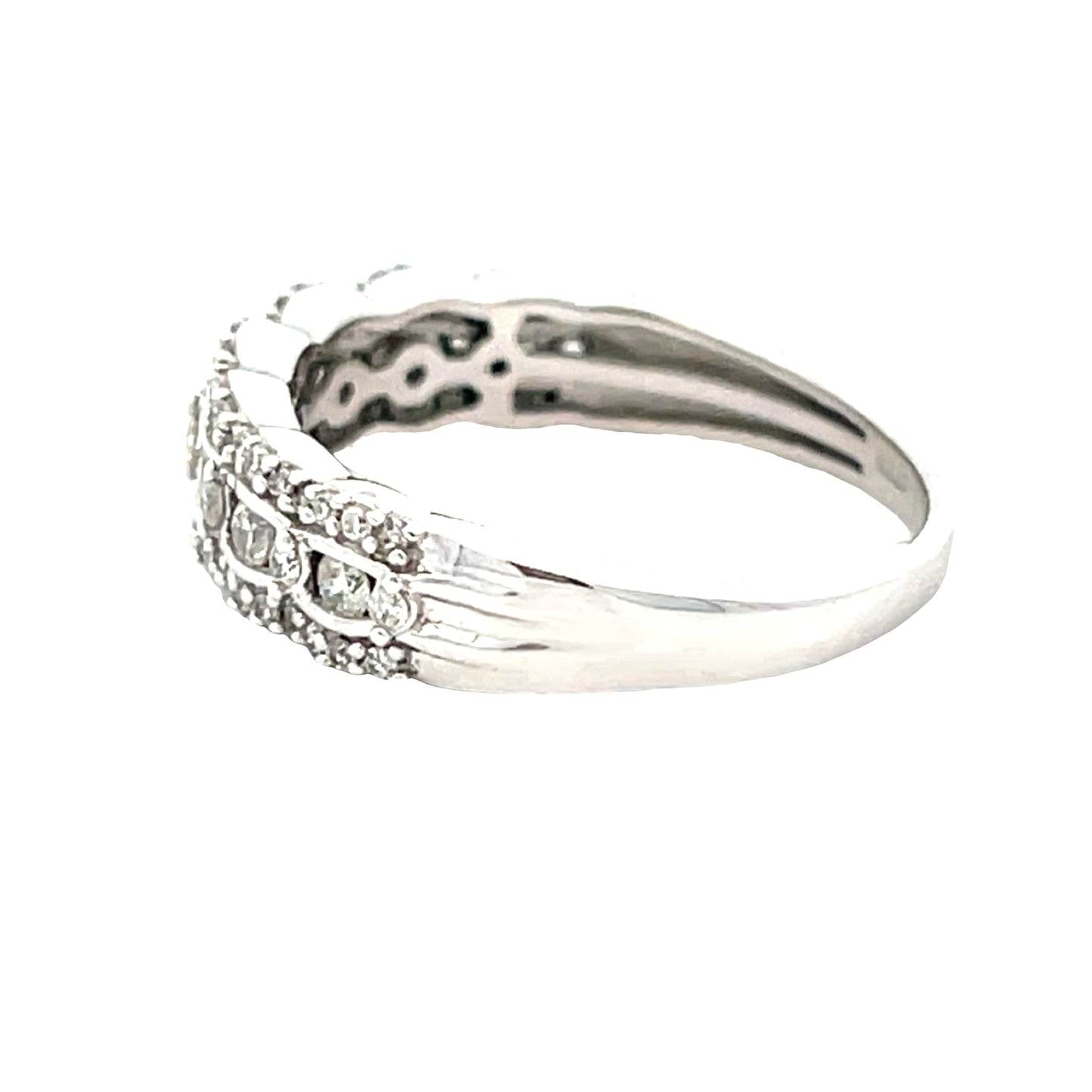 Anillo de boda de diamante natural de 0.50 ct en oro blanco de 14 quilates