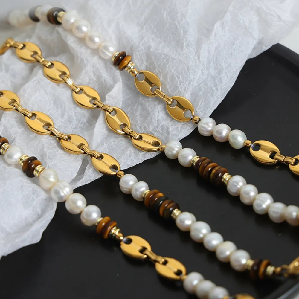 Pulsera de Perlas de Agua Dulce y Piedra Ojo de Tigre