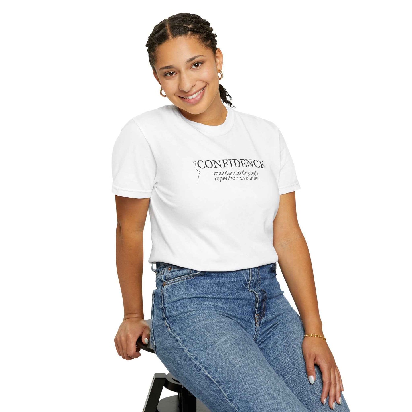 Camiseta Confidence Maintained – Edición Tipografía Minimalista