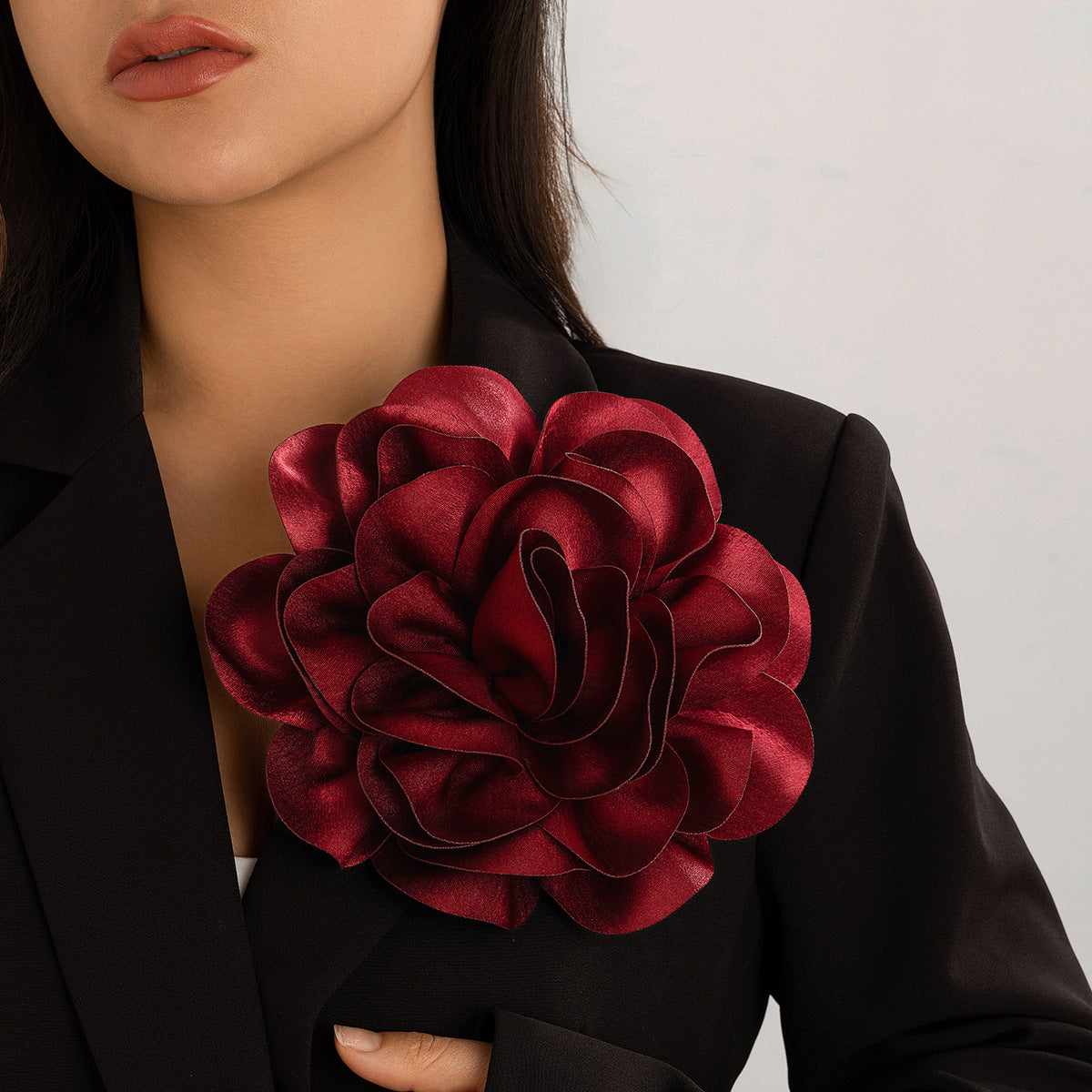 Hot selling satin fabric exaggerated large flower brooch duckbill clip dual-purpose rose chest flower pin - Korvel