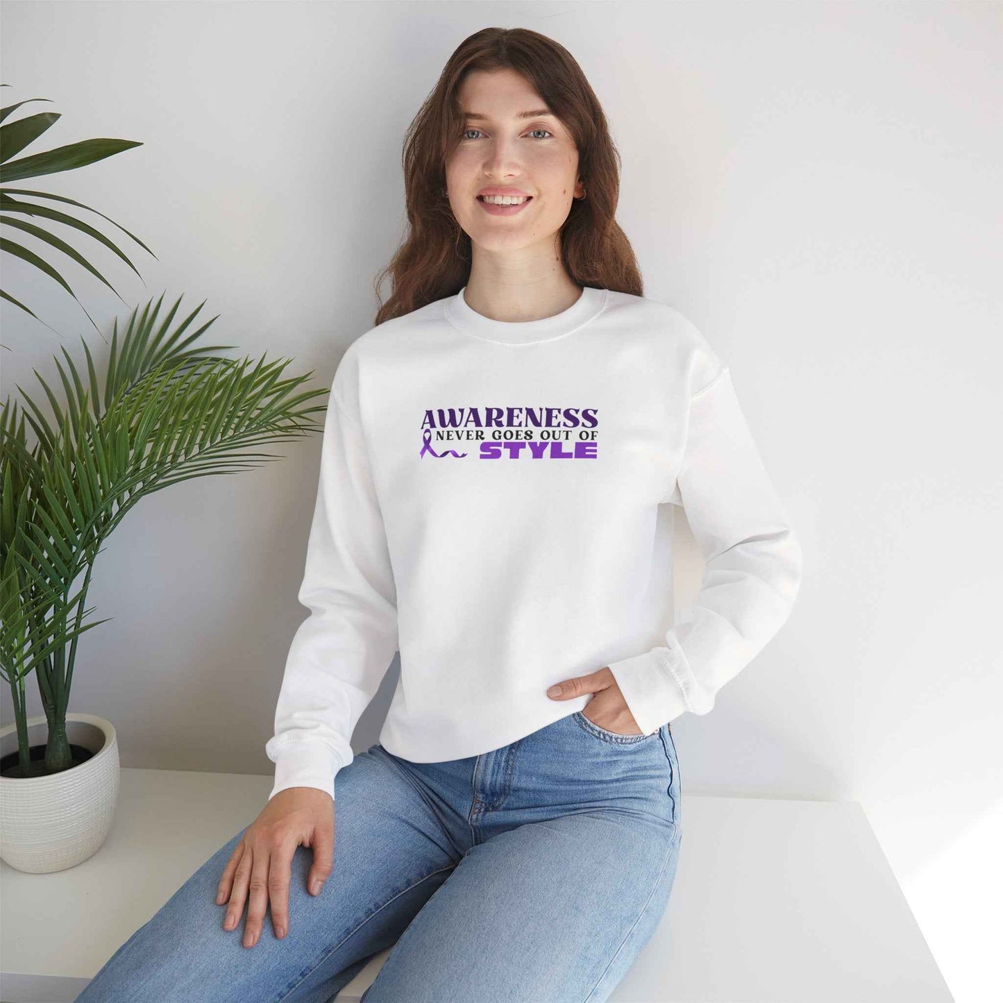Sudadera Bordada de Conciencia Nunca Pasa de Moda