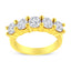 Anillo de boda de 5 piedras con diamantes de 2.0 Cttw en plata de ley chapada en oro amarillo de 14K
