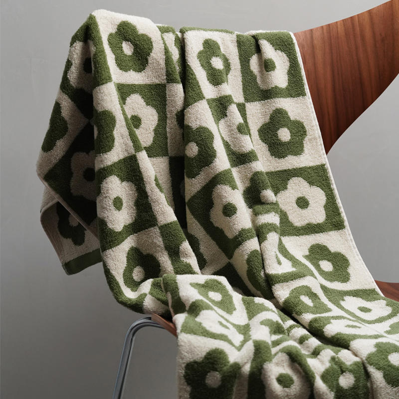 Plaid Series Towel Bath Towel Cherry Blossom Absorbent Facial Towel - Korvel