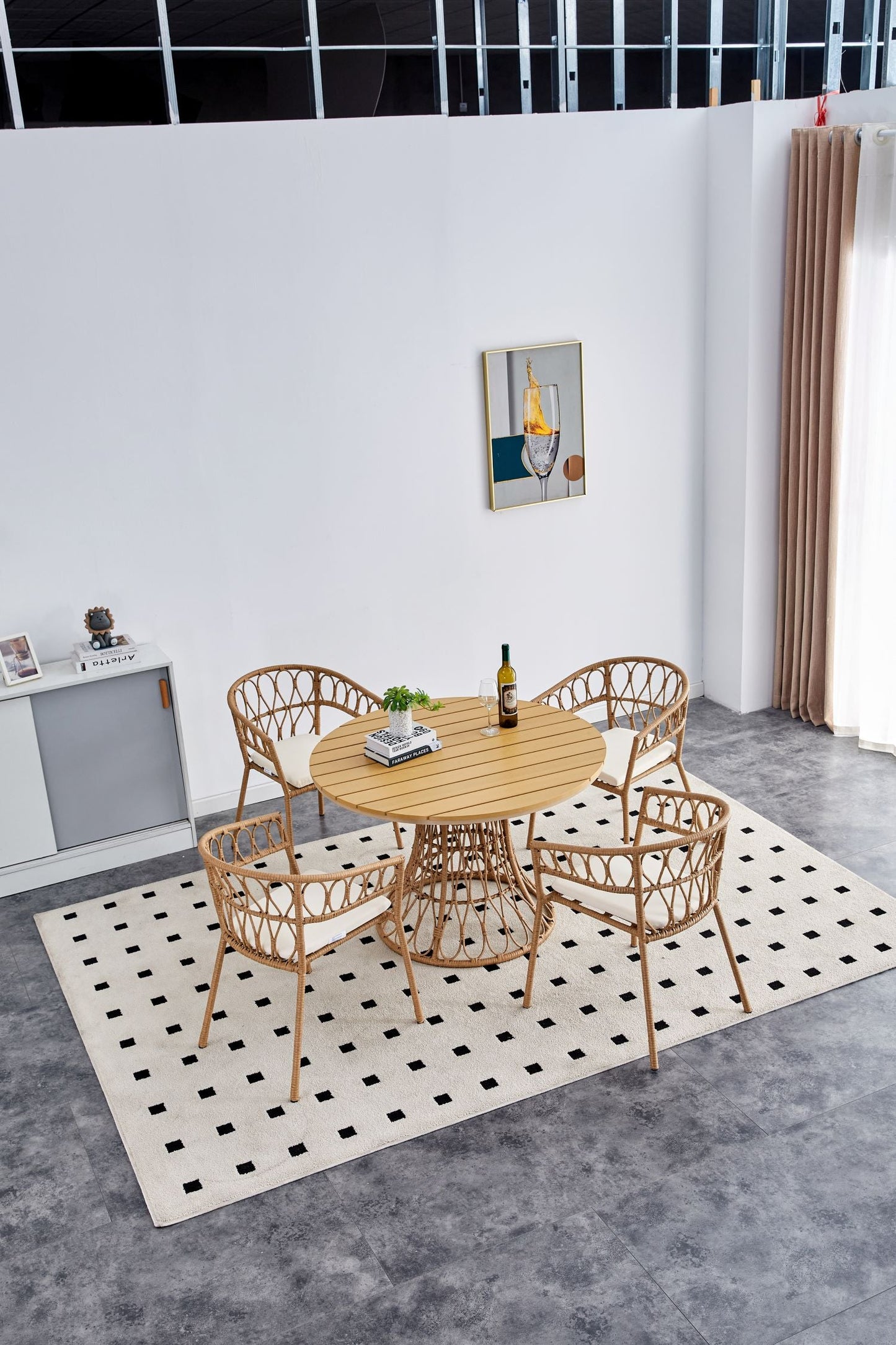 Outdoor dining set of 5 simple bamboo dinning table  PE ratten round table 110CM plastic wood top - Korvel