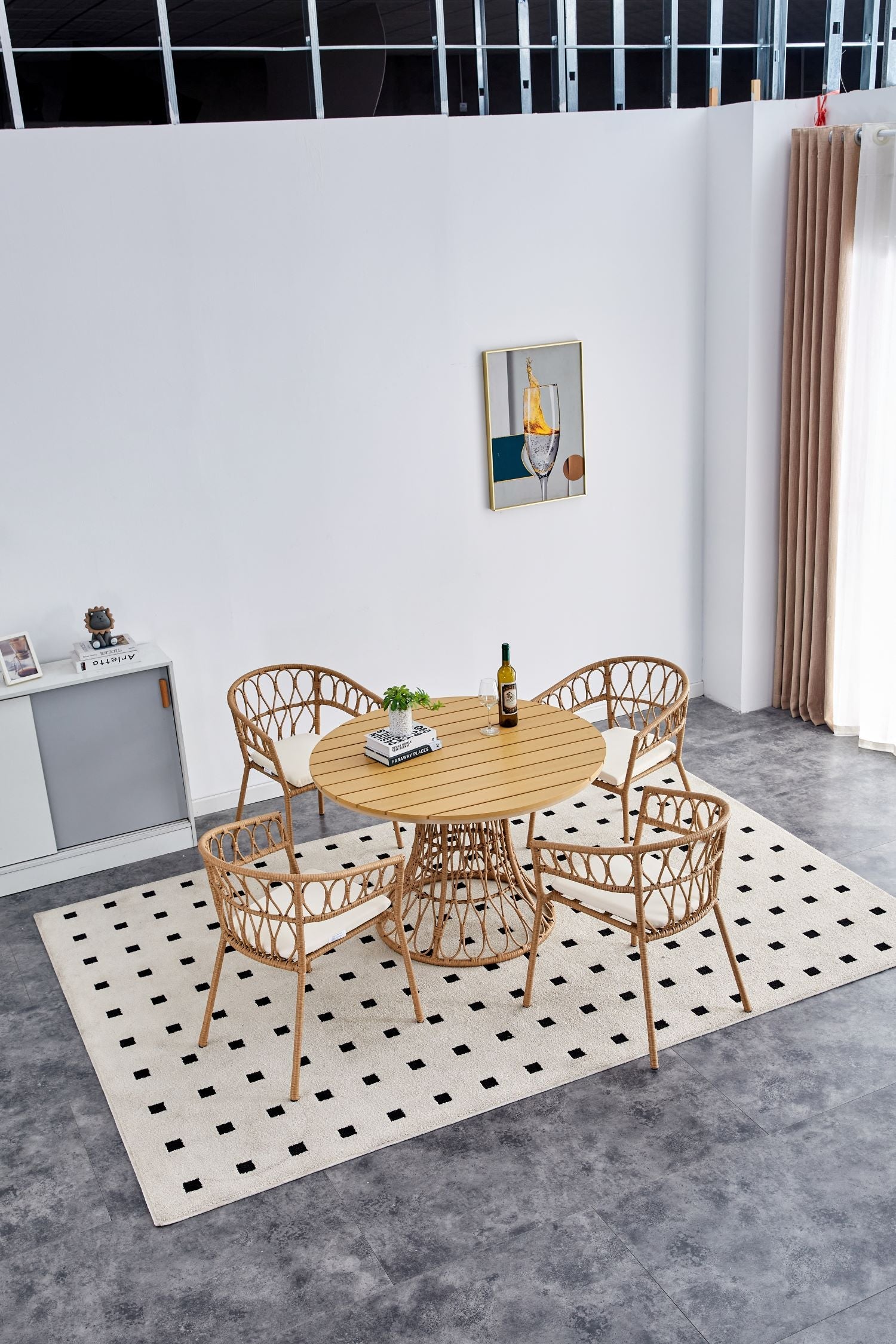 Outdoor dining set of 5 simple bamboo dinning table  PE ratten round table 110CM plastic wood top - Korvel