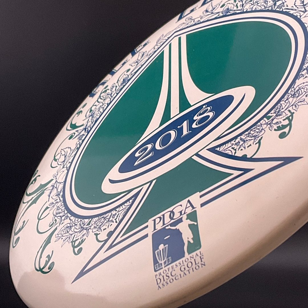 ESP SuperColor Buzzz - 2018 PDGA Ace Club Edition
