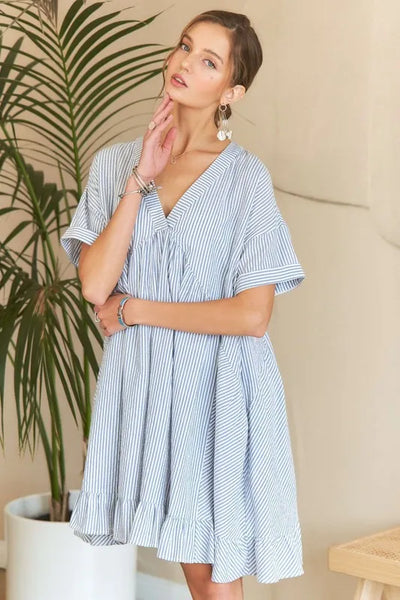 Robe Babydoll à Rayures avec Ourlet Volant et Décolleté en V