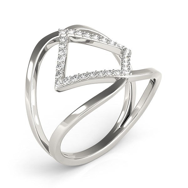 14k White Gold Interlaced Design Diamond Engagement Ring